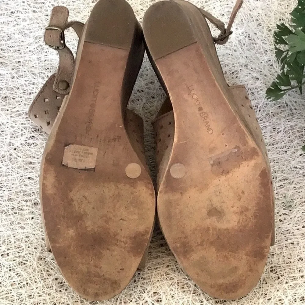 Lucky Brand RIGINA Taupe Perforated Stacked Wedge Heel Sandals